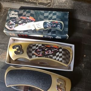 Dale Earnhardt Sr #3 In Memory Collectors Knife- NASCAR Item